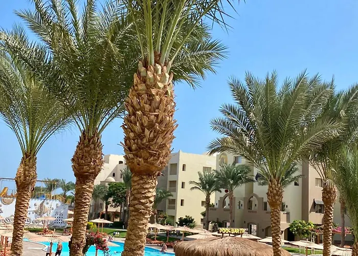 In El Karma Aqua Near El Gouna * Gurdaka